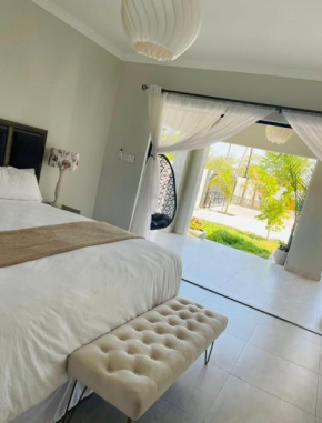 Luna Holiday Home